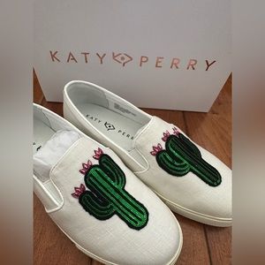 NEW IN BOX Katy Perry Cactus slip on shoes, size 7